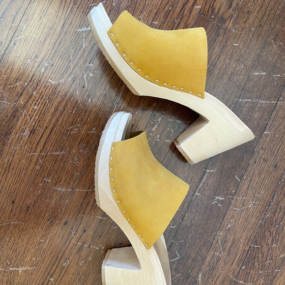 Bryr Clogs Jayne slide in Saffron 36 - Picture 2 of 5